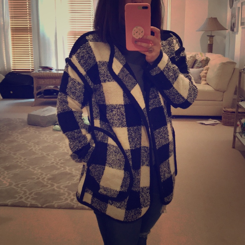 JOA Los Angels, black and white jacket